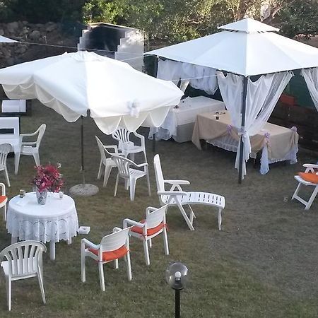 Helianthus Rooms Pula Exterior foto
